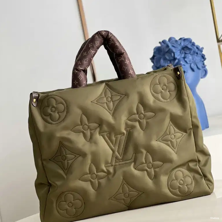 Bag LV 2112YA0030 0626